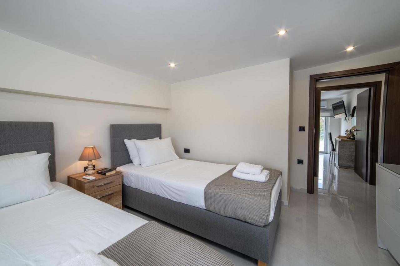 Home Sweet Home - Big Balcony With Great View Kíssamos Exterior foto